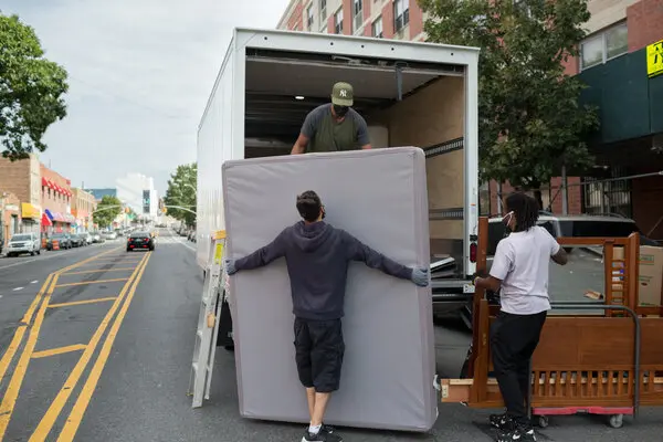 The Ultimate Guide to Packing and Unpacking Services for Your Next Move